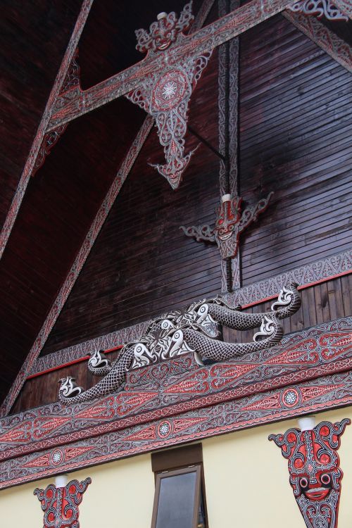 batak ornament house
