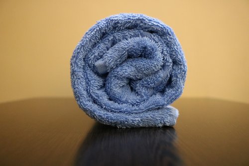 bath towel  450 gsm  color blue