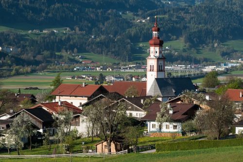 baumkirchen parish curch st laurentius