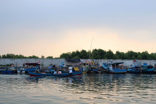 bay  boat  water