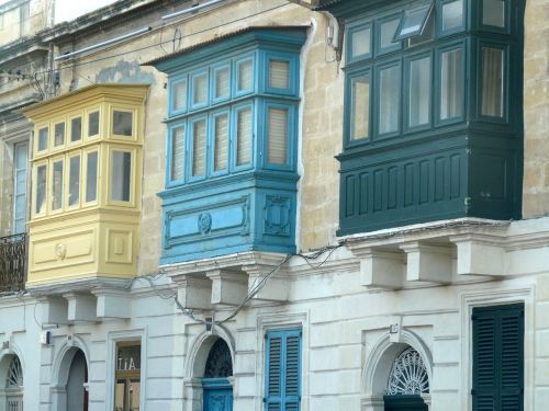 bay window colorful picturesque