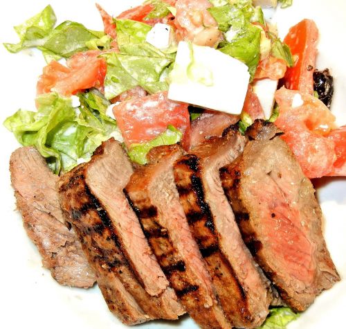 bbq steak sliced salad