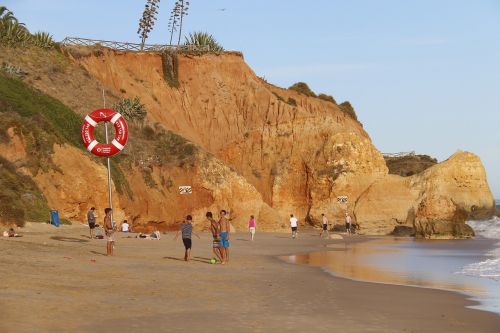 beach children playing mar