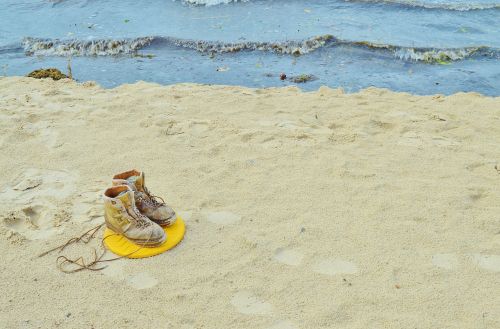 beach sand shoes
