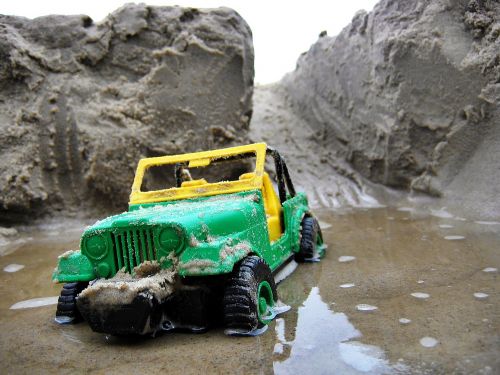 beach toy car