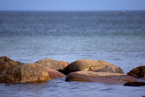 beach stones abendstimmung