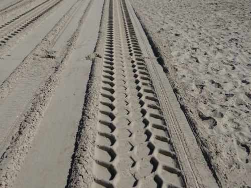 beach sand trace