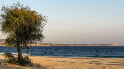 beach empty autumn