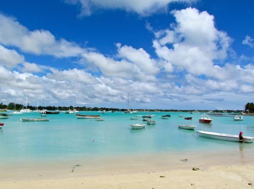 beach boats ocean