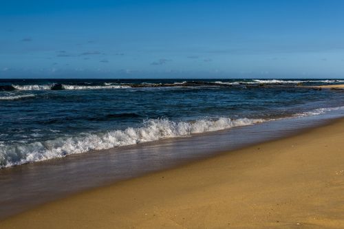 beach waves brisbane