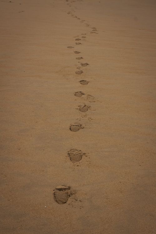beach sand footprint