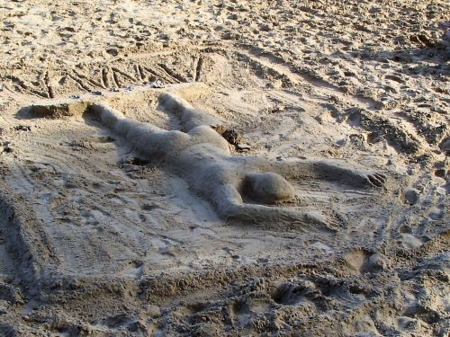 beach sand sculpture