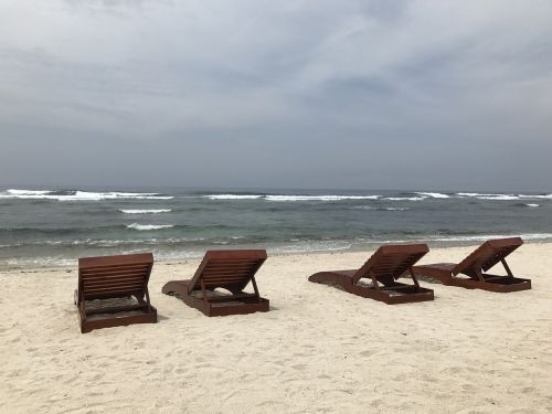 beach chair sea