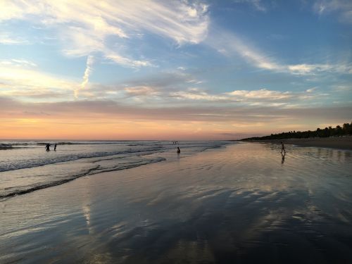 beach nicaragua waves