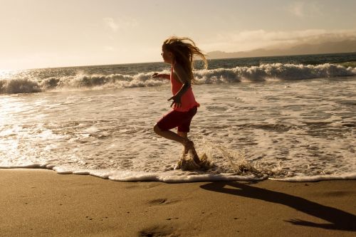 beach run ocean