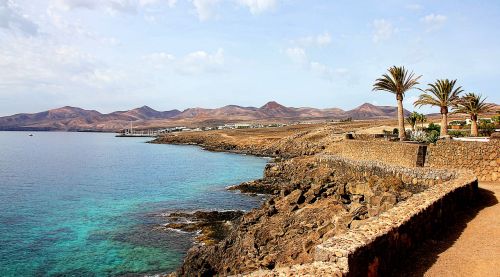 beach lanzarote coast