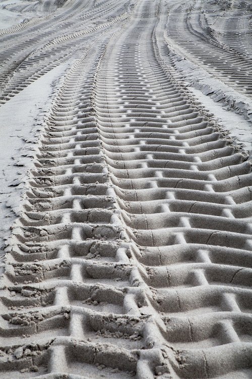 beach  tread  tire