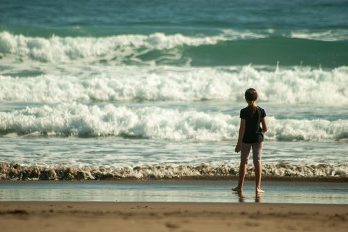 beach  girl  waves