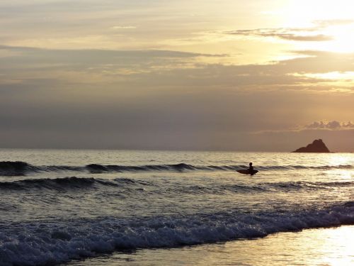 beach holidays twilight