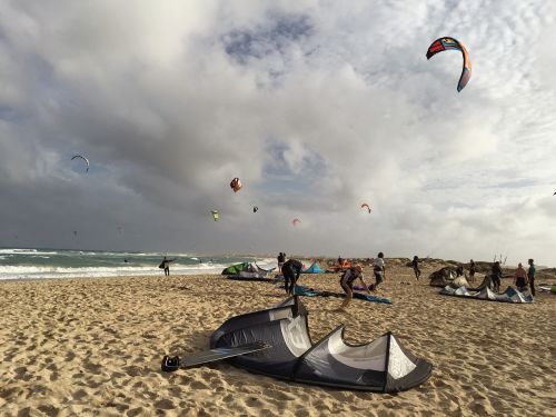 beach kite surfing
