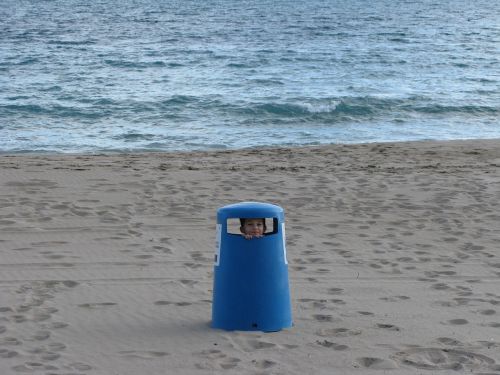 beach bin water