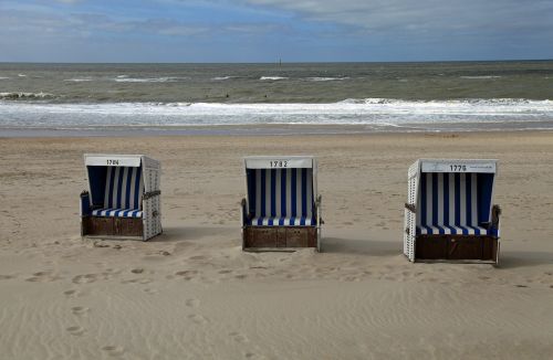 beach chair sea clubs