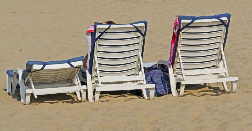 beach life sand sun loungers
