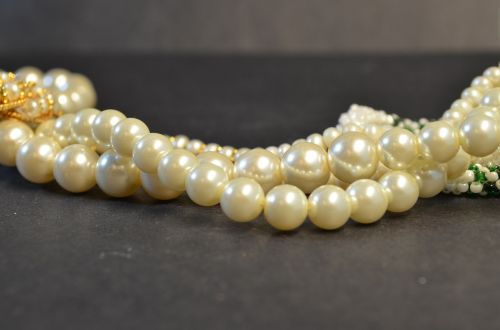 beads pearls valuables