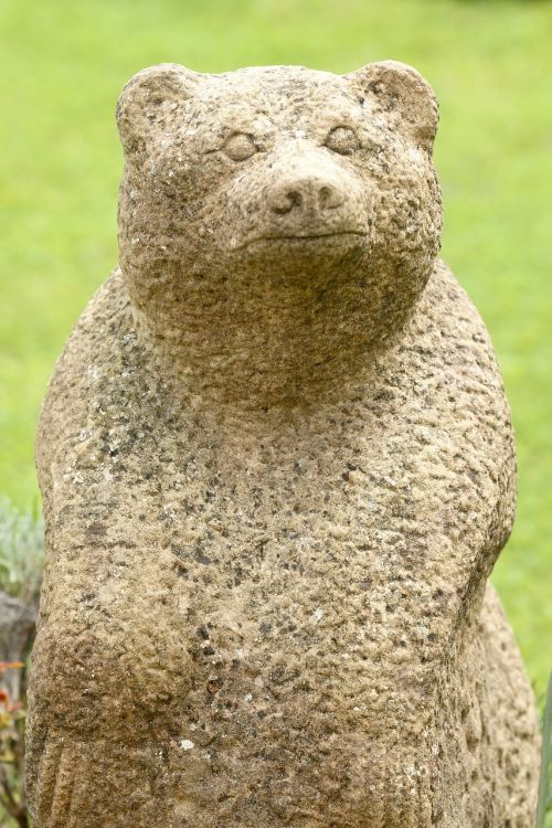 bear sculpture stone