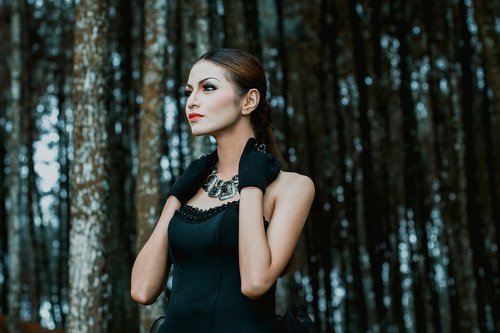 beautiful woman  fashion  portrait