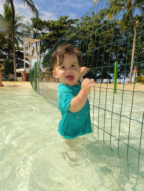 bebe pool happy