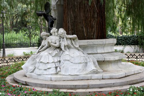 becquer statue park
