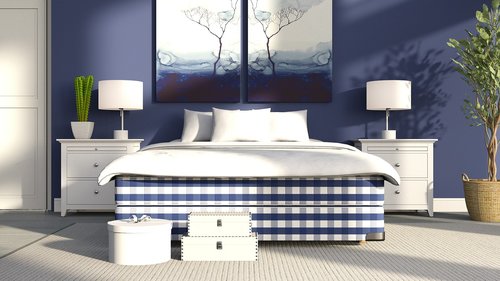bed  plaid  pattern