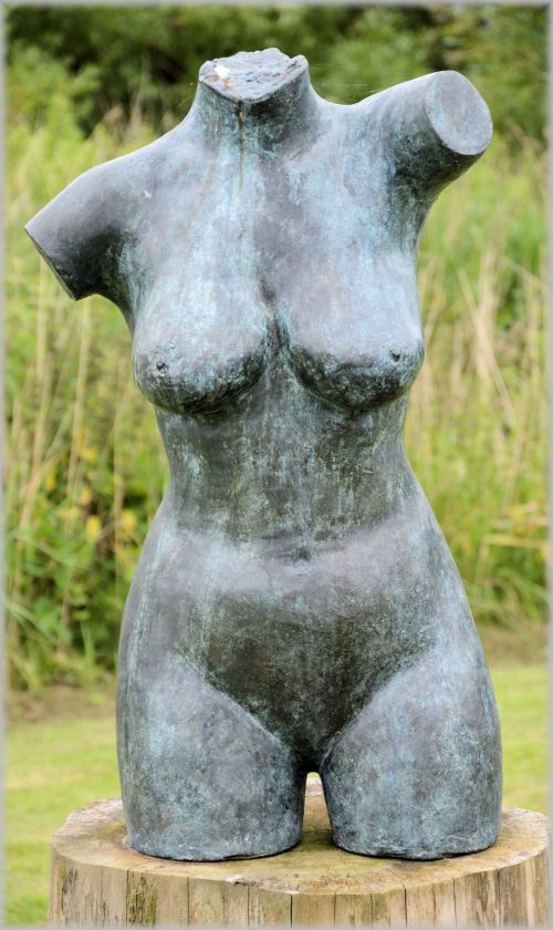 Statue Art 01; Bust