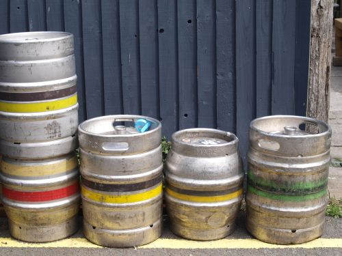 beer barrels containers