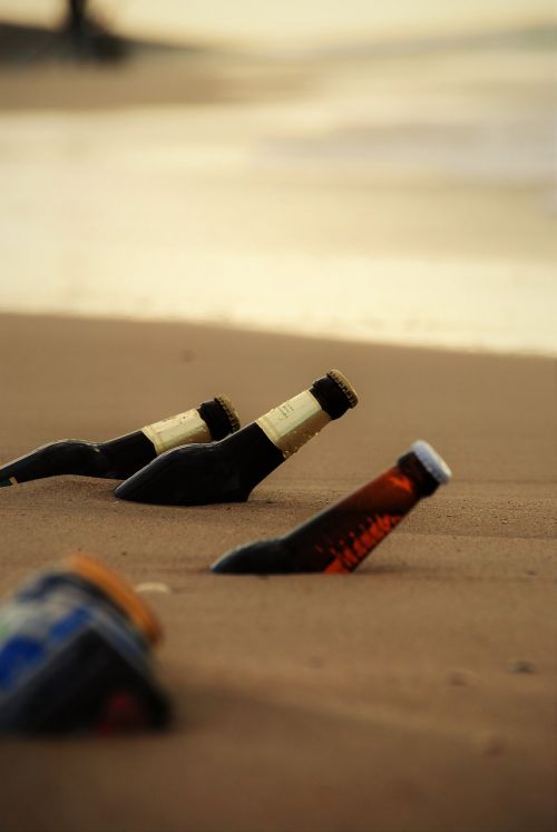 beer beach bottles