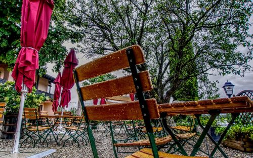 beer garden rain chair