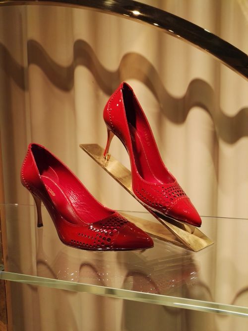 beijing guildford grass red high heels