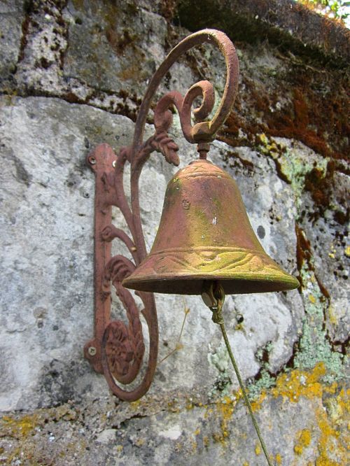 bell rusted metal
