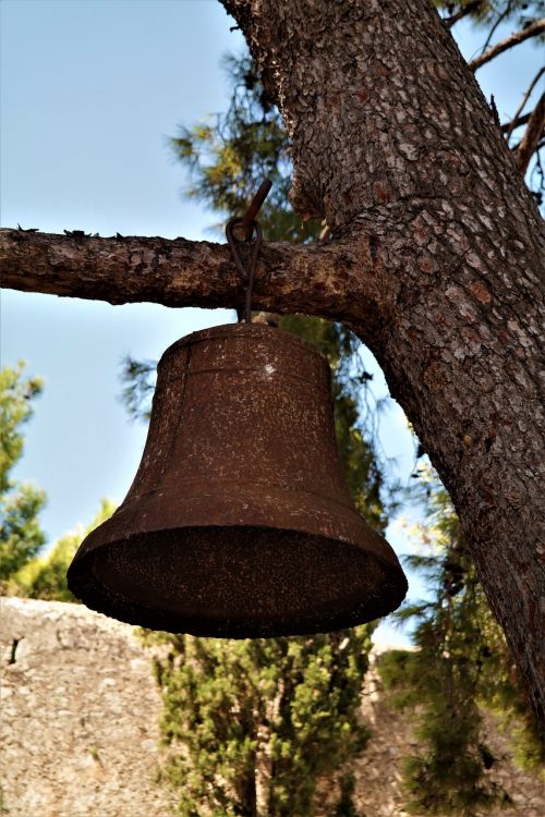 bell rusted old