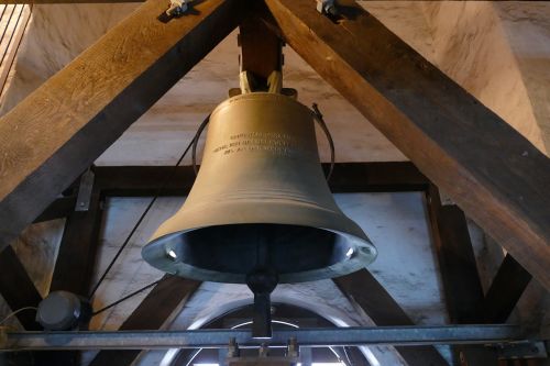 bell church sound