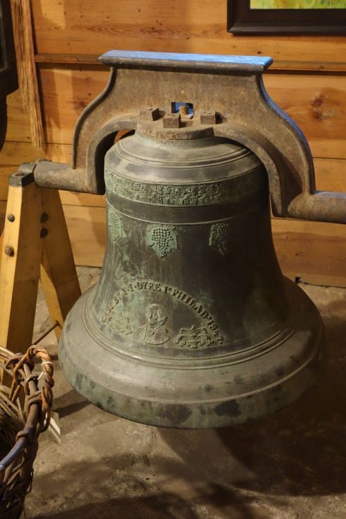 bell old historic
