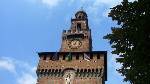 bell tower milan clock
