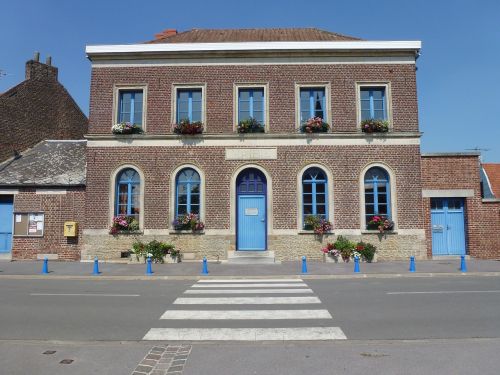 bellaing town hall france