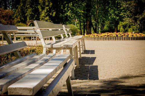 bench park spacer
