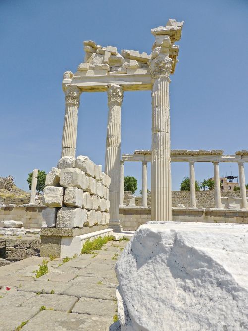 bergama ruins turkey