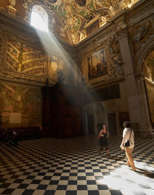 bergamo stained glass religion