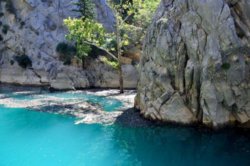 bergsee rock landscape