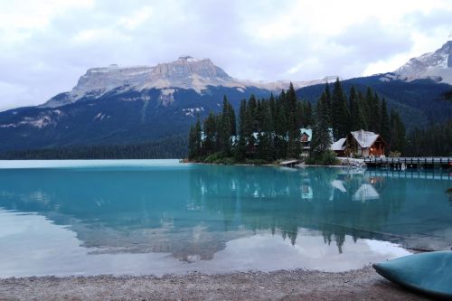 bergsee canada emerald lake