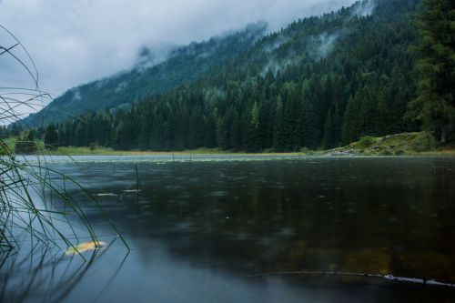 bergsee rain autumn